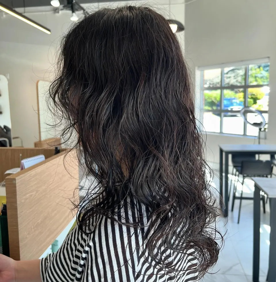 Hippie perm, side view